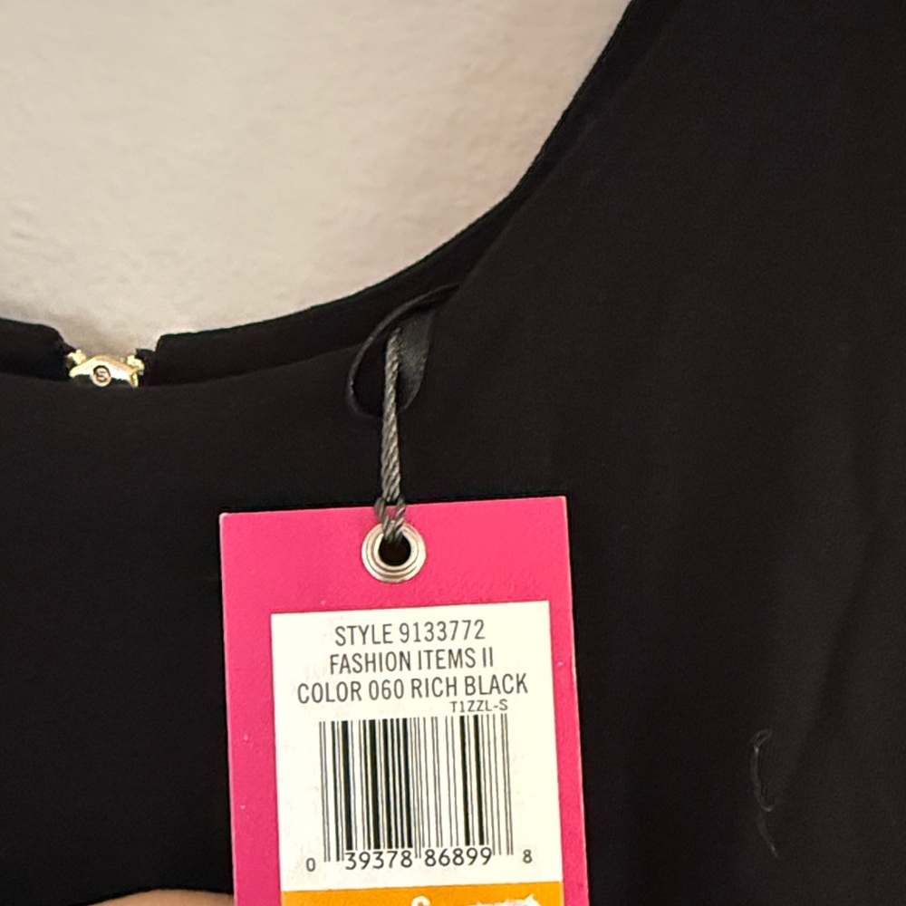 Vince Camuto Black and White Maxi Dress - Picture 6 of 10